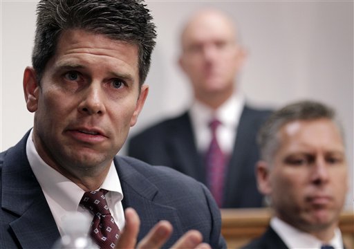 FBI Special Agent David Bowdich, left, speaks alongside Escondido Police Capt. Bob Benton - 12490680_SA