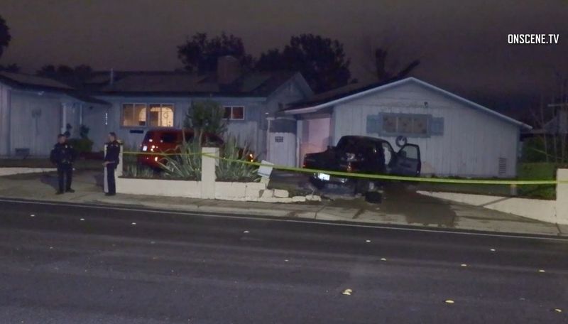 El Cajon Homeowner Shoots Kills Would Be Burglar Cbs