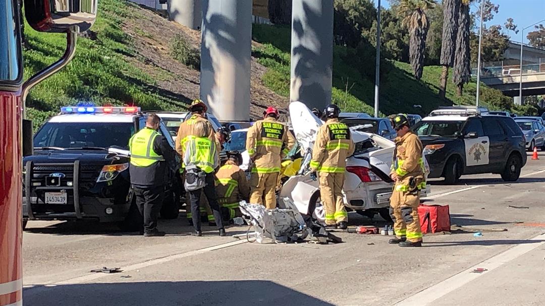 Man Killed In Crash On Interstate 5 Near East Village - CBS News 8 ...